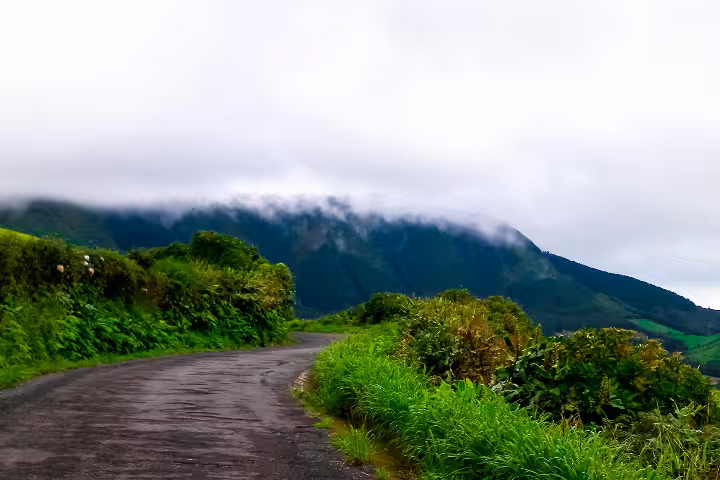 Azores Jeep Tour: Sete Cidades, Furnas & Lagoa do Fogo | ToursXplorer
