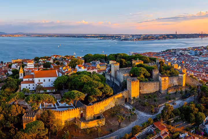 Best Family Tours in Lisbon | ToursXplorer