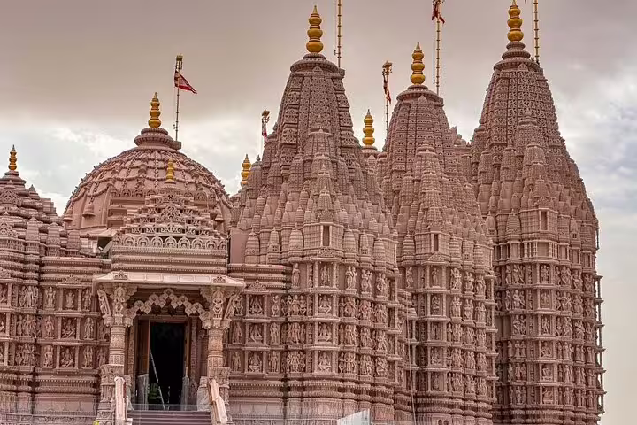Stunning architecture of the Hindu Temple in Abu Dhabi, featured in the Private Abu Dhabi City Tour itinerary.