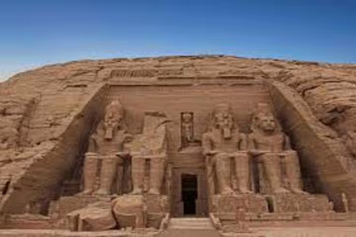 Front view of Abu Simbel Great Temple statues and entrance, must-see on Luxor to Aswan tour
