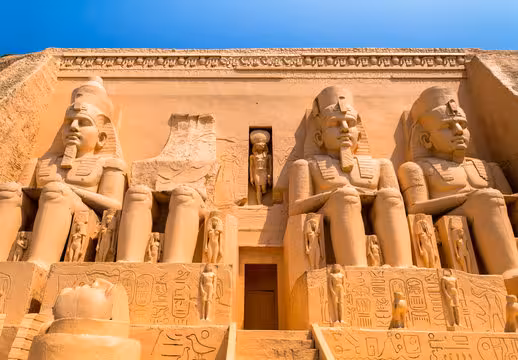 Front view of Abu Simbel temple colossi and carvings, included in 5-day Cairo Luxor Abu Simbel air tour