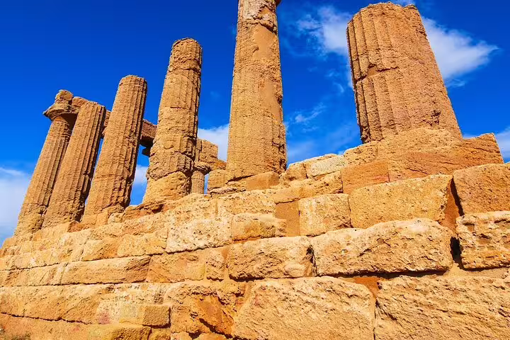 Close-up of ancient Doric columns at the Valley of the Temples in Agrigento on a sunny 2-hour private guided tour in Sicily