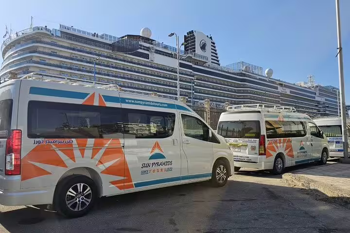 Alexandria Port cruise pickup vans for Cairo tour to Giza Pyramids and Egyptian Museum shore excursion