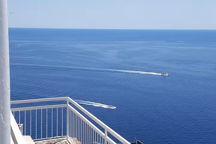 Tyrrhenian Sea view with speedboats from Amalfi Coast balcony on Ravello, Amalfi and Positano day trip