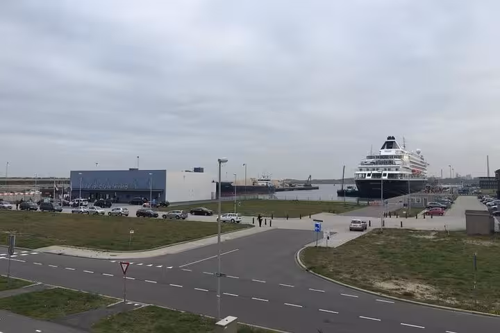 IJmuiden cruise terminal and harbor road, seamless Amsterdam to IJmuiden private transfer for cruise departures