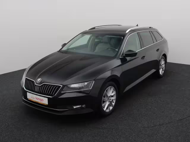 Executive private transfer vehicle for Athens Airport to Piraeus Port, comfortable door-to-door service