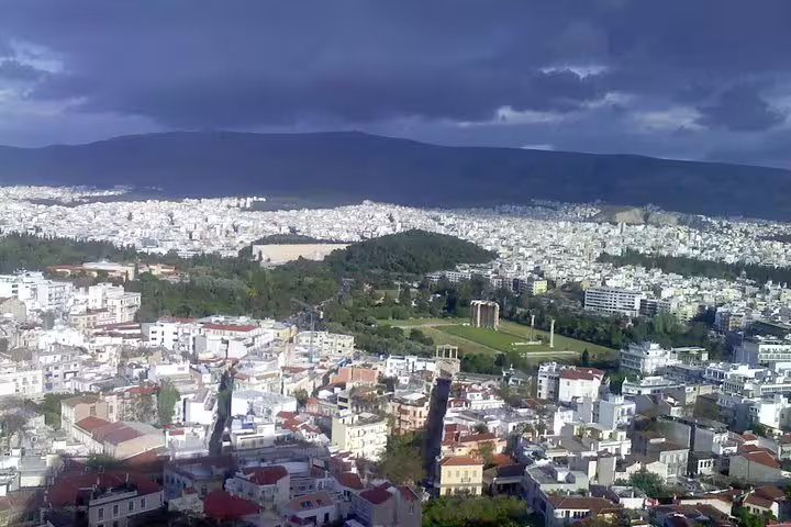 Panoramic Athens city view from above, perfect backdrop for an Athens at night small-group walking tour and dinner