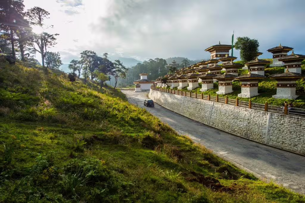 Explore the scenic Dochula Pass with its iconic 108 chortens on a breathtaking Bhutan 6-day tour.