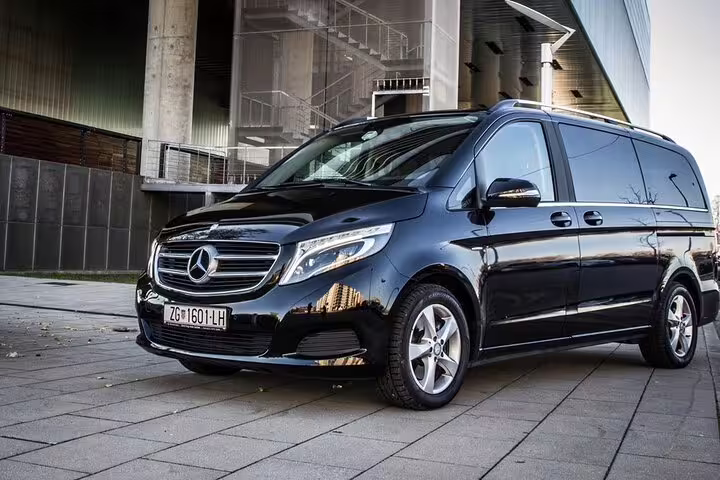 Black Mercedes-Benz V-Class luxury van for private Paris Eiffel Tower Versailles tour