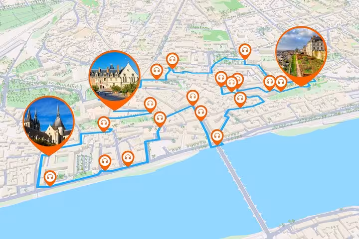 Self-guided audio walking tour map of Blois with marked route, Royal Castle, and cathedral landmarks