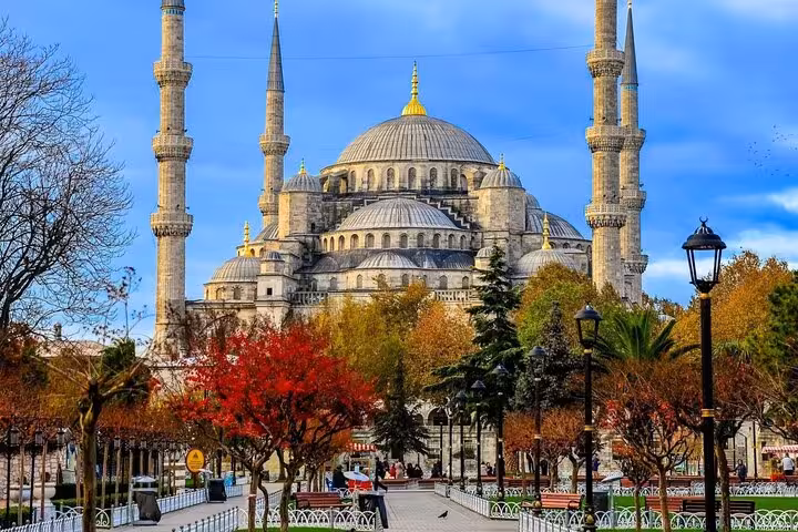 Blue Mosque in Istanbul with autumn trees, a highlight of the 9-day Turkey tour across iconic cities