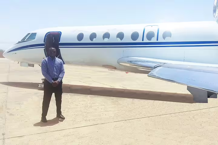 Driver meet-and-greet by plane at Boa Vista Airport for private transfer to Sal Rei, Cape Verde