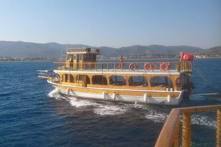 Boat excursion from Izmir 