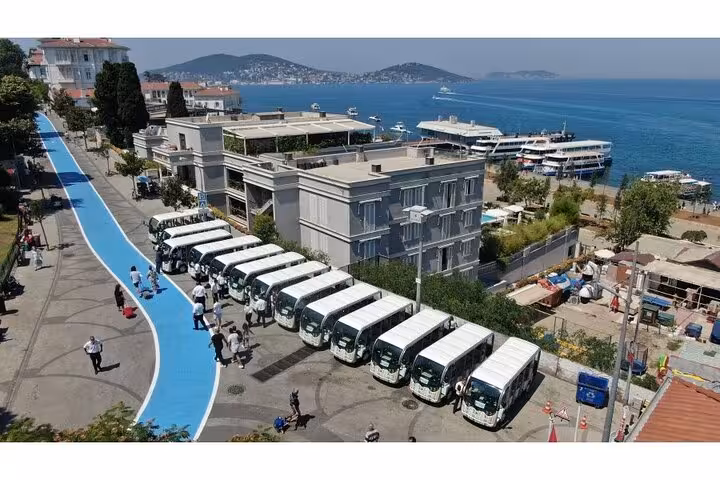 Büyükada ferry port with tour shuttles and sea view, Istanbul Princes Islands tour to Heybeliada