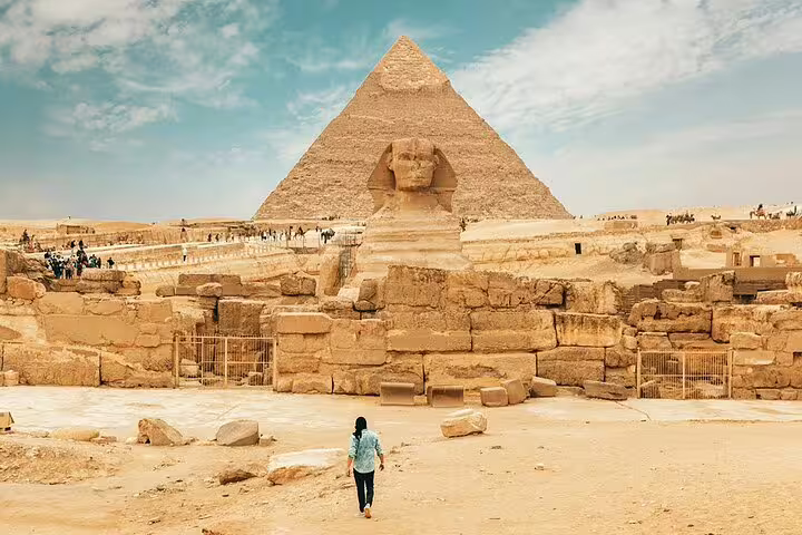 Great Sphinx and Pyramid of Khafre at Giza visited on a 2-day Cairo by air tour from Hurghada with guide