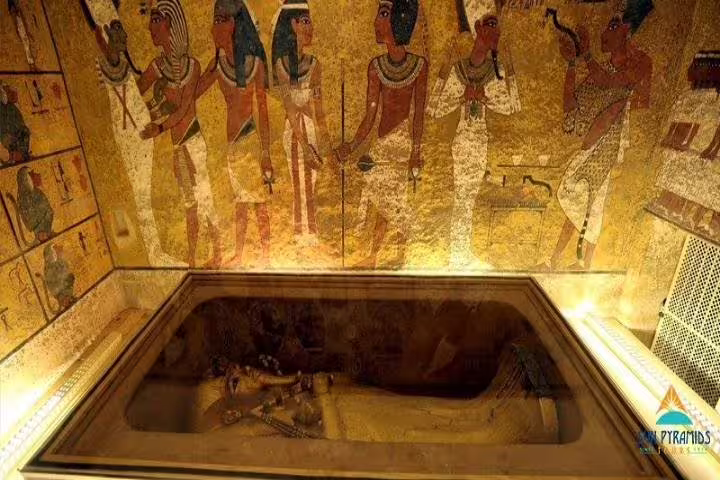 Ancient Egyptian tomb murals and sarcophagus in Luxor, featured on the 5 days 4 nights Cairo to Luxor tour