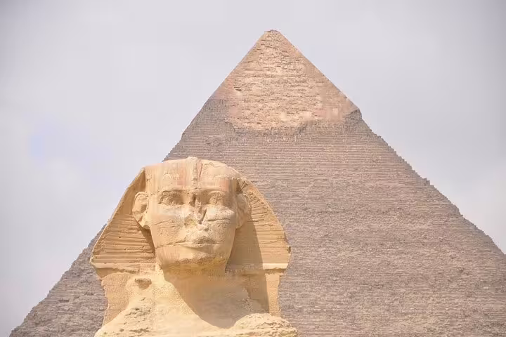 Great Sphinx with Pyramid of Khafre at Giza, iconic highlight on 5-day Cairo short break package tour