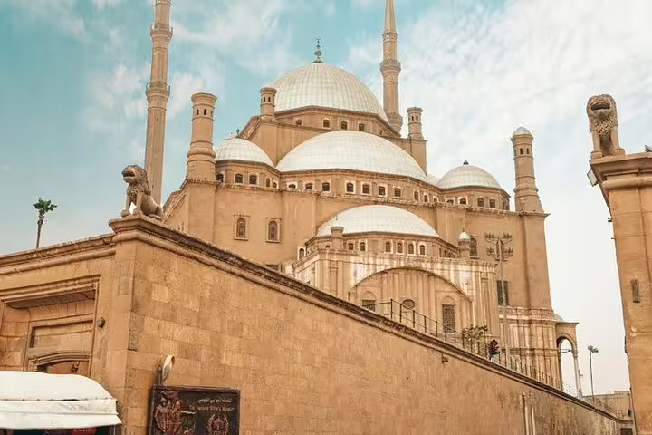 Citadel of Saladin view of Mohamed Ali Mosque in Cairo on a 2-day Hurghada to Cairo flight tour package