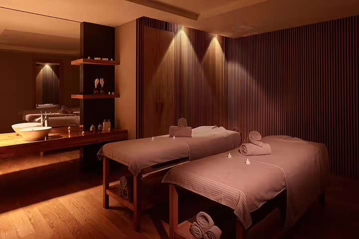 Luxury couples massage room for Cleopatra Deluxe Spa Treatment VIP with relaxing aromatherapy and soft lighting
