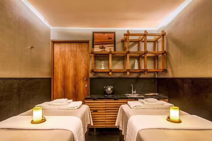 Couples massage room with two beds for Cleopatra Deluxe Spa VIP massage, sauna and jacuzzi experience