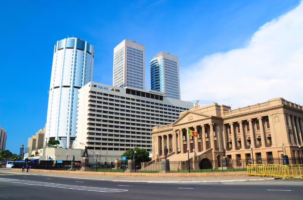 Colombo's blend of colonial architecture and contemporary towers, ideal for an urban getaway experience.