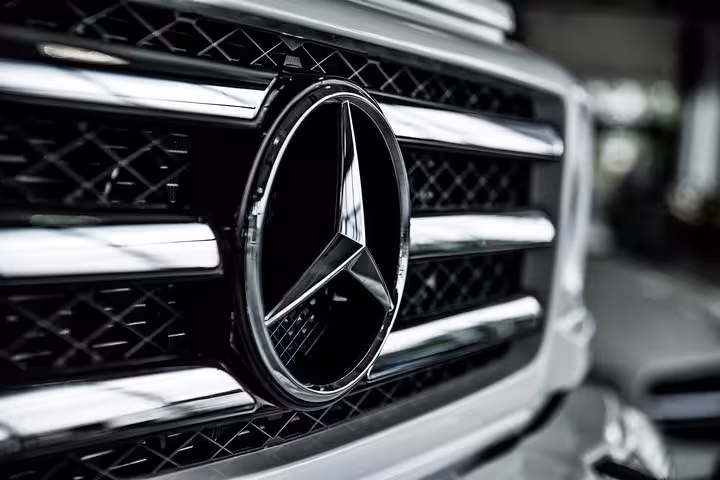 Luxury Mercedes grille close-up for Corfu Airport to Acharavi private transfer with professional chauffeur