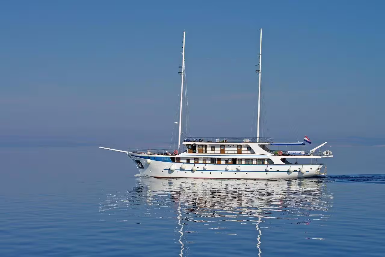 Superior category Croatian coastal cruise ship sailing on the Adriatic, Kvarner to North Dalmatia route
