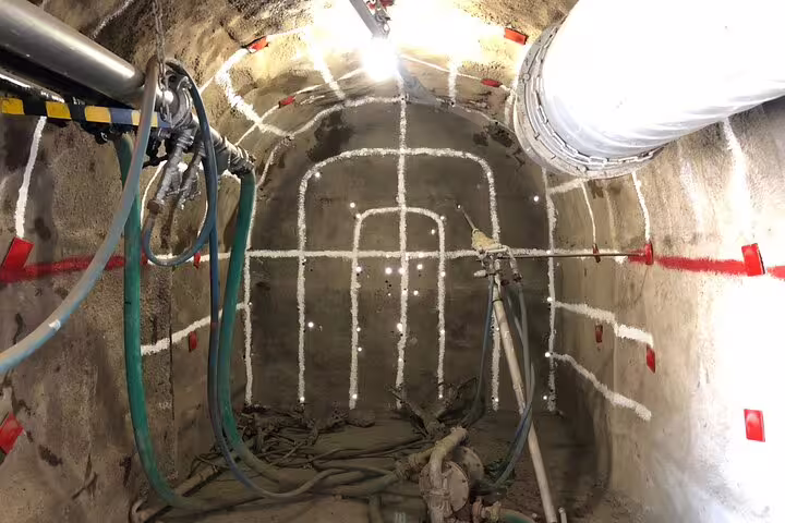 Tunnel mock up