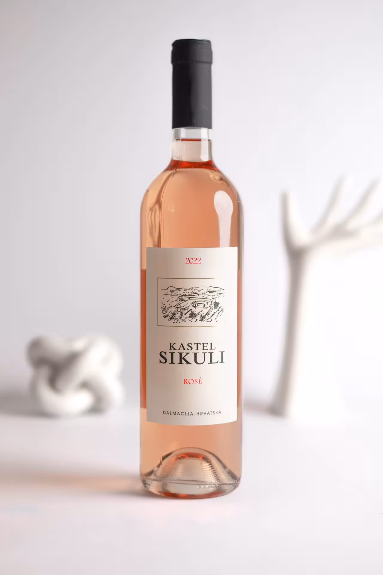 Dalmatian rosé wine bottle for Split wine tasting and food tour, The Taste of Dalmatia experience