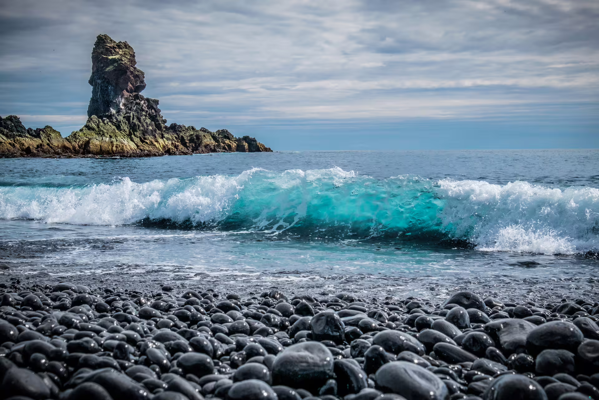 Djúpalónssandur black pebble beach