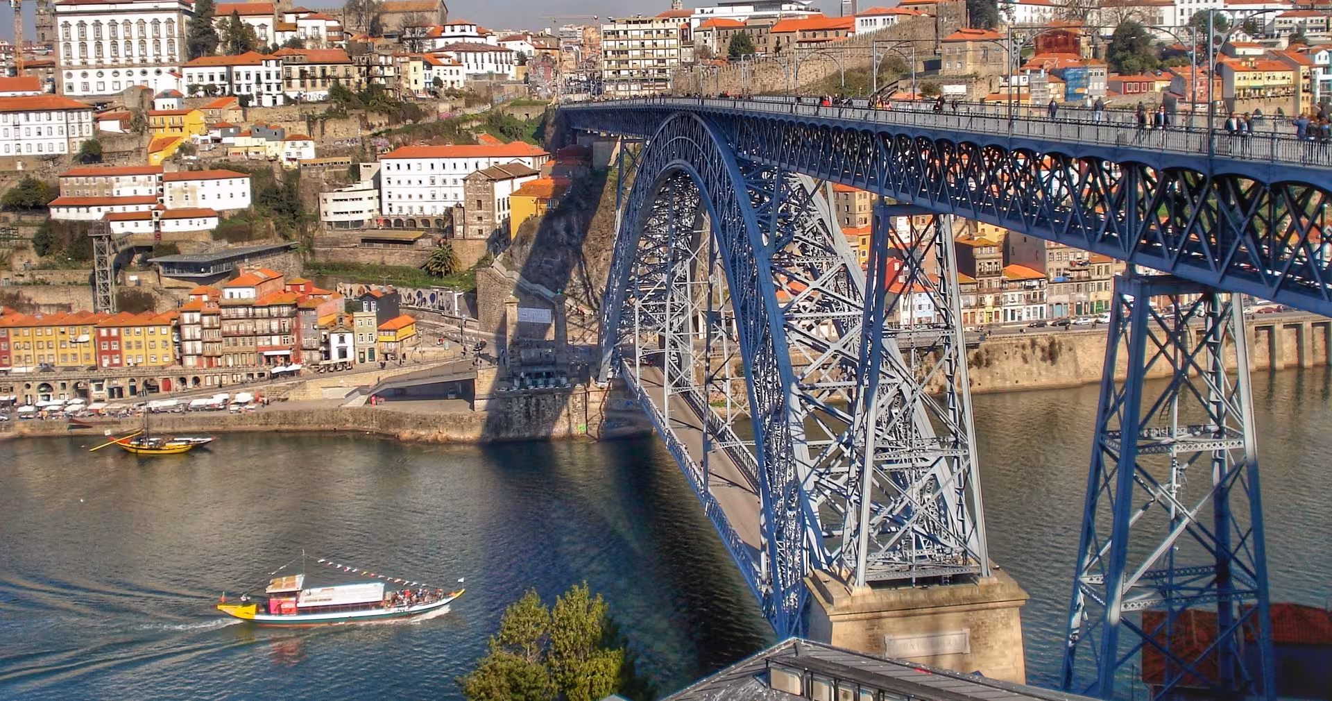 Dom Luis I Bridge over Douro River in Porto, scenic stop on olive oil tasting tour with local guide