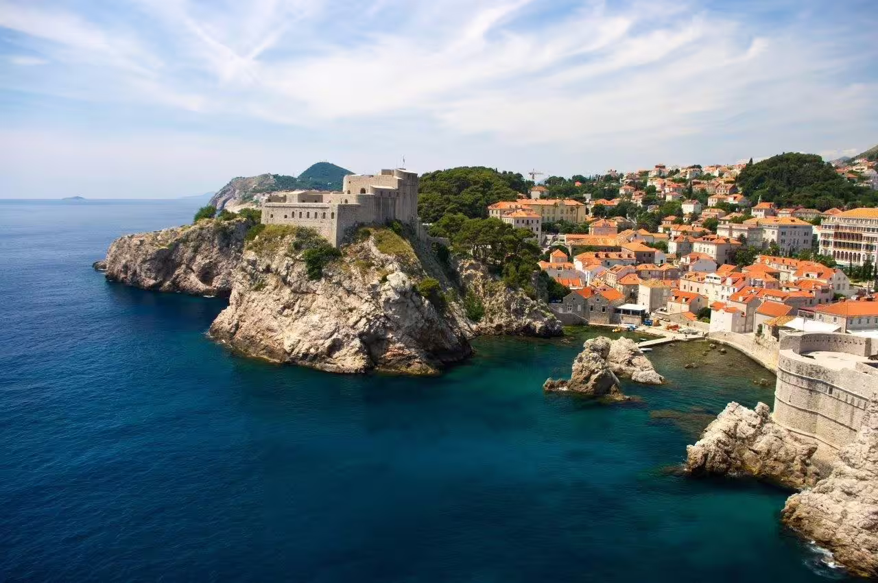 Dubrovnik Old Town and Lovrijenac Fortress above Adriatic Sea, highlight of Dubrovnik and Split private tour
