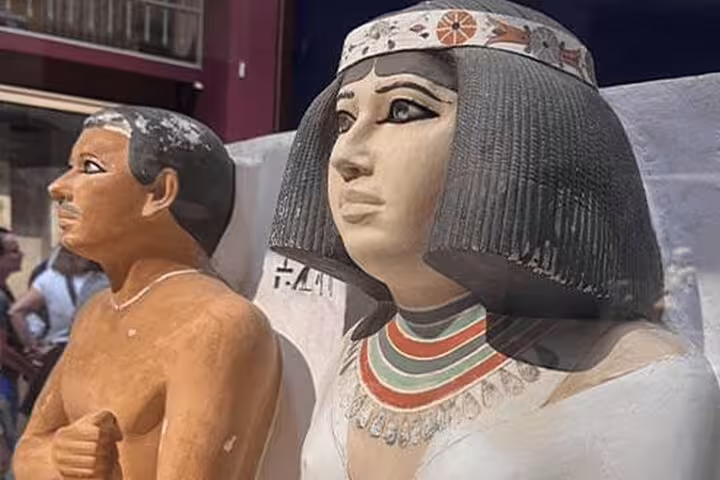Ancient Egyptian statues at Cairo Egyptian Museum, highlight of 6-day Egypt tours package in Cairo