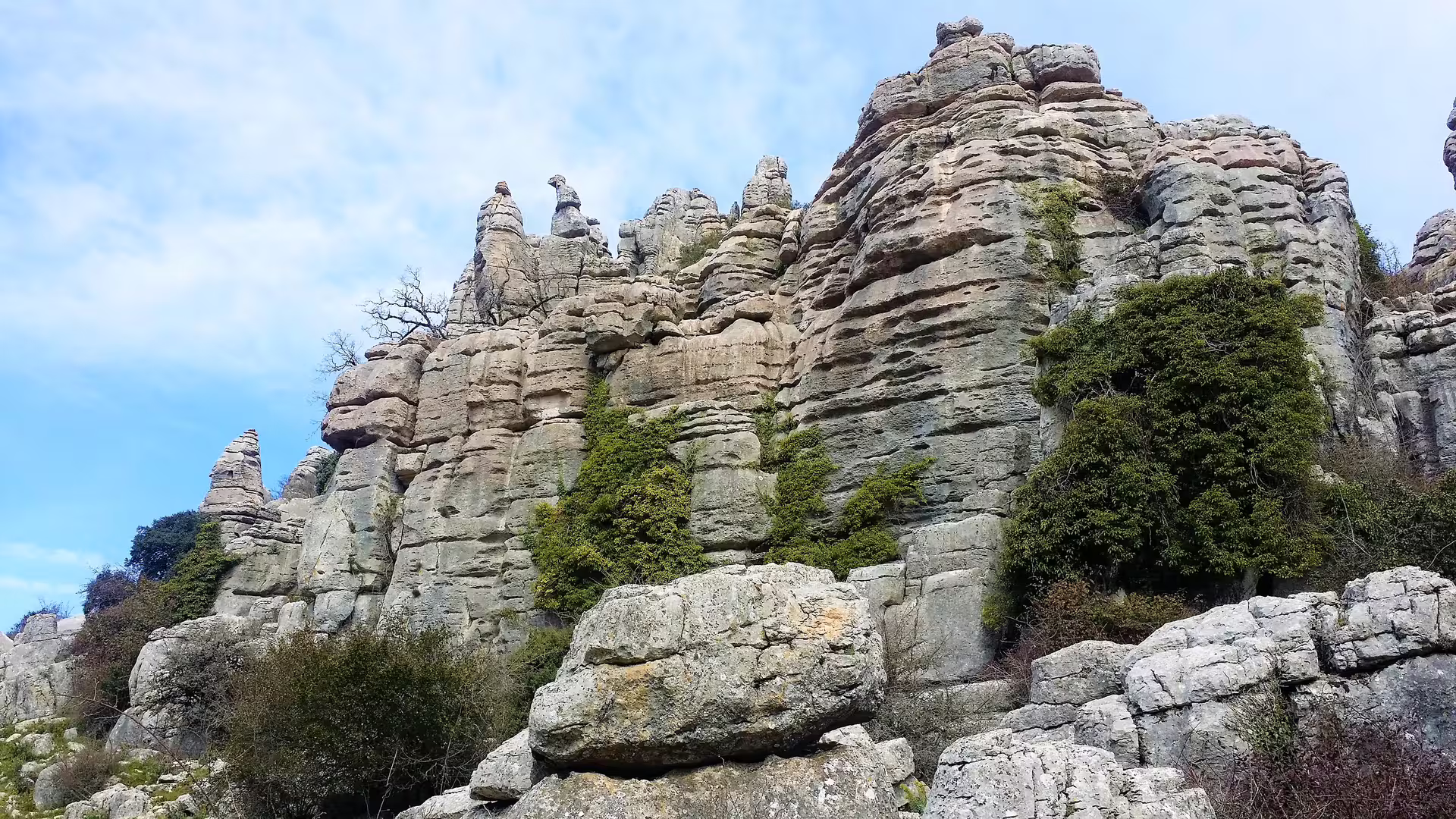 Towering limestone formations in El Torcal de Antequera on a private day trip with hotel pick-up from Malaga