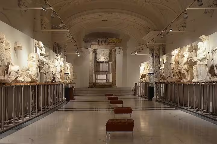 Explore the grand marble statues at the Ephesus Museum on our private tour, including entry fees and lunch.