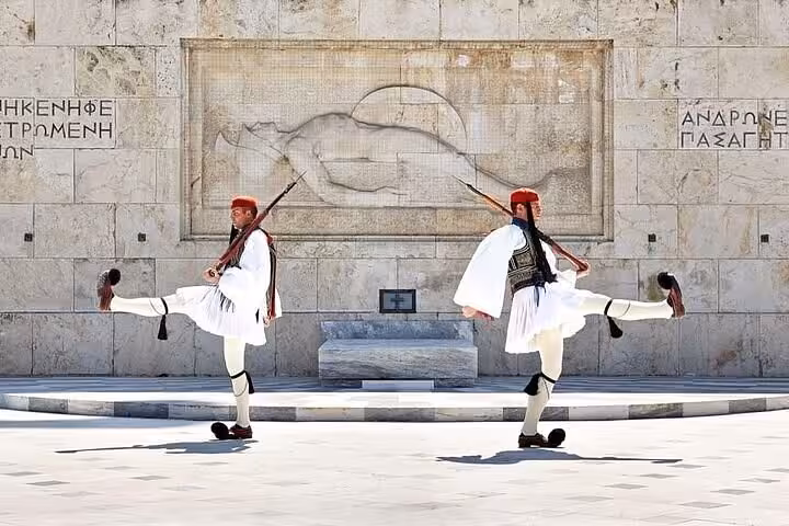 Evzones guards in Athens, popular stop on Piraeus Port or hotel to Athens Airport private transfer route