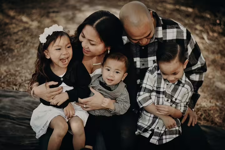 Candid family portrait with kids on a Las Vegas vacation, captured by a personal travel photographer tour