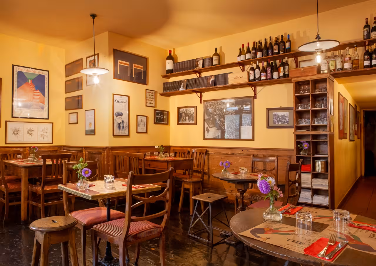 Warm dining room at Cibrèo, Helvetia & Bristol Florence, setting for an exclusive Italian cooking class