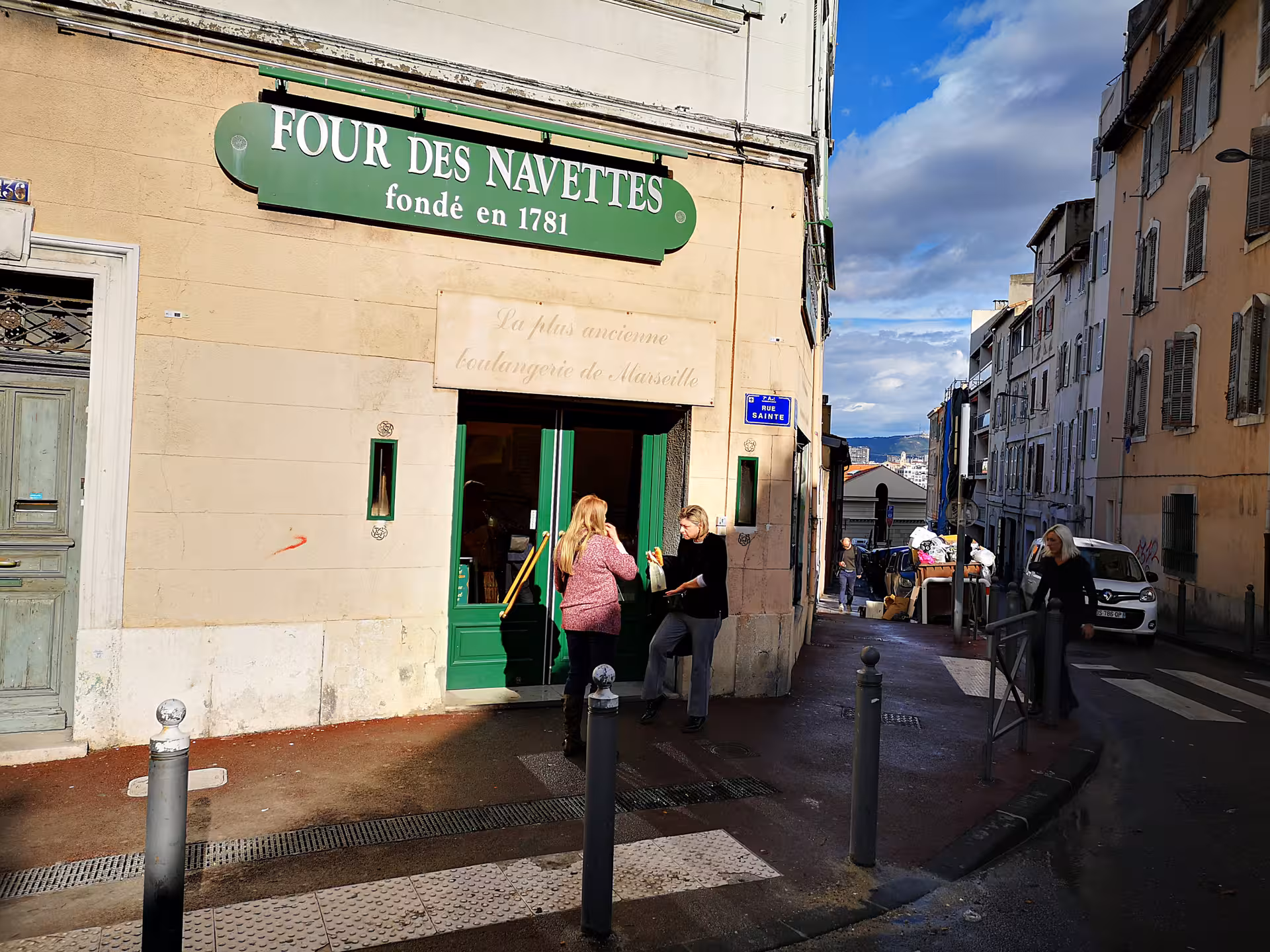 Four des Navettes bakery in Marseille Le Panier, a stop on a half-day city tour walking route