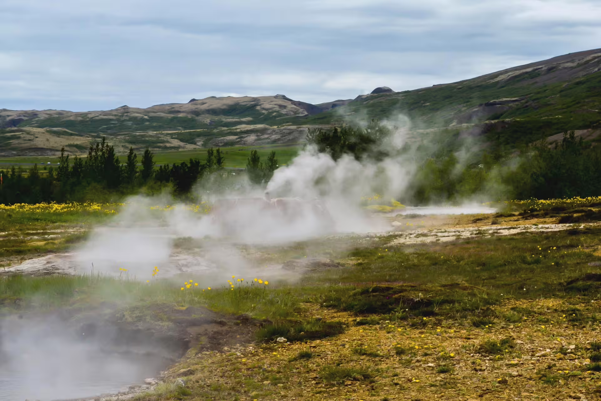 Geysir hot springs geothermal area