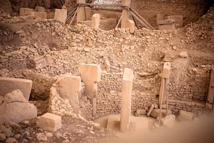 Archaeological excavation with stone pillars at Gobeklitepe, stop on a 10-day all-inclusive Mesopotamia tour