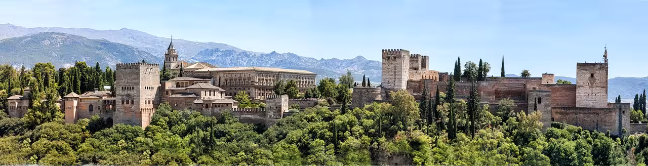 Granada Day Trip from the Costa del Sol - Days Out Andalucia