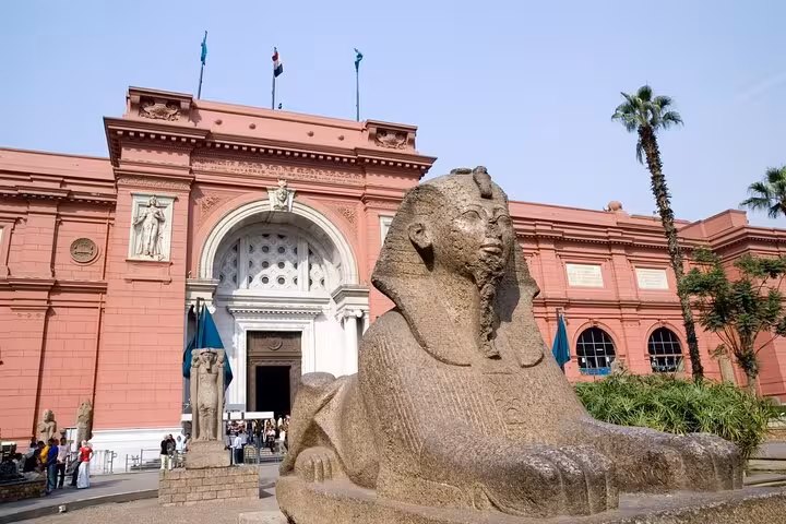 Great Sphinx statue outside the Egyptian Museum entrance, included in a 4-day private Cairo tour