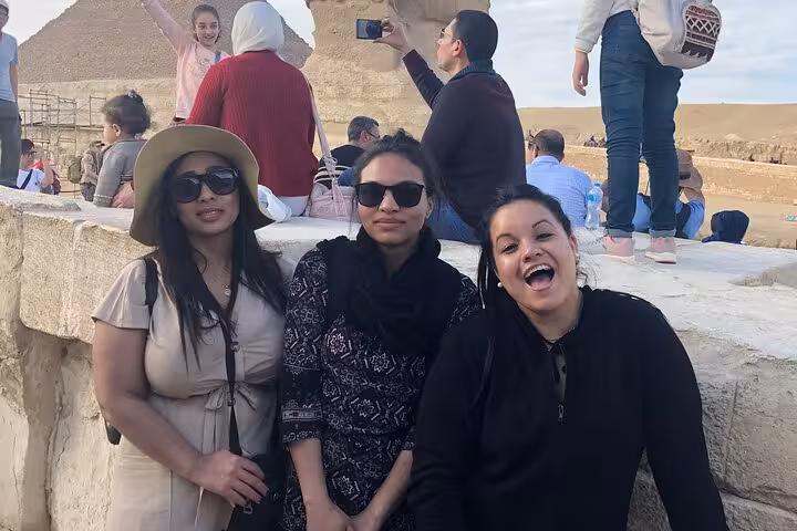 Friends posing at the Great Sphinx viewpoint, Giza Plateau, during 3 days Cairo Giza Alexandria private tour