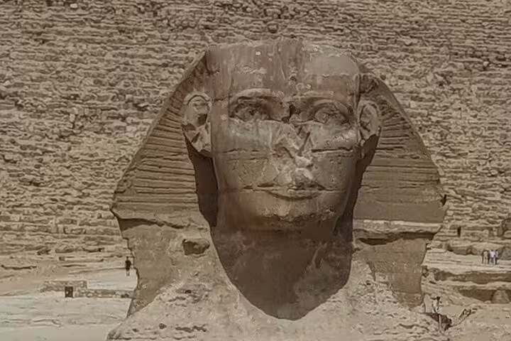 Close-up of the Great Sphinx of Giza during a private full-day Giza Pyramids and Saqqara tour from Cairo