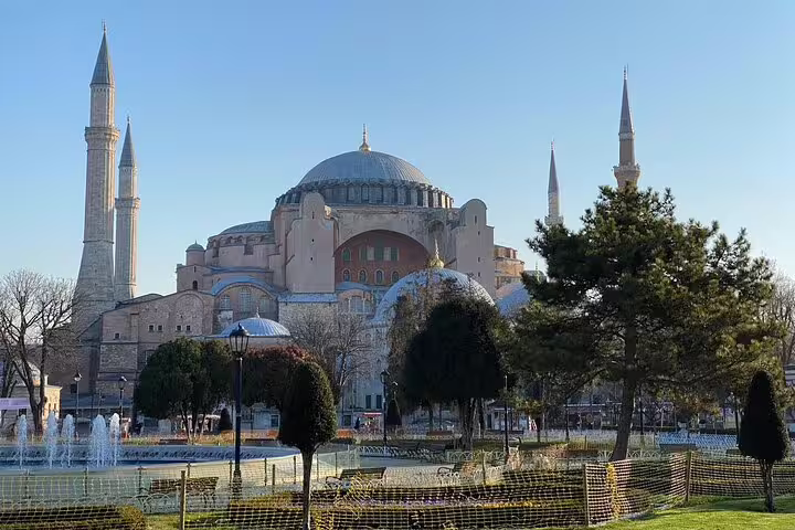 Hagia Sophia exterior in Sultanahmet, ideal stop on Istanbul private shore excursion from cruise port