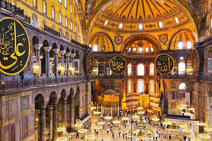 Explore the magnificent interior of Hagia Sophia on a skip-the-line private tour from Galata Port, Istanbul.