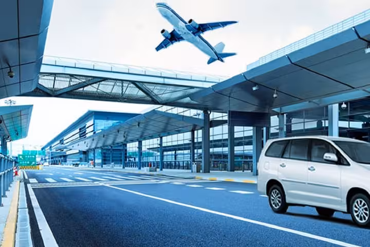 Airport pickup minivan for Heraklion Airport to South Rethymno, private transfer up to 8 passengers