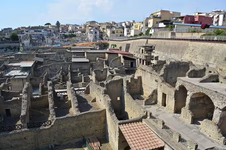 Ruins and streets of Herculaneum excavations near Naples, must-see stop on guided Herculaneum tour