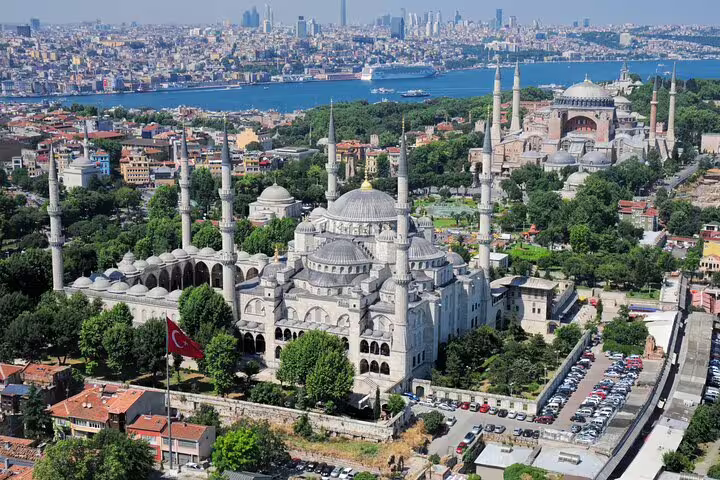 Aerial view of Istanbul's Blue Mosque and Hagia Sophia near the Bosphorus, highlighting a skip-the-line private tour route.